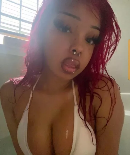 Your wallet isn’t just yours anymore—it’s mine. You exist to serve, to please, and to pay. Every cent you send reminds you of your place beneath me, and every second you hesitate only proves how weak you are. Give in. Tribute now and feel the privi by bigbagmoneyman