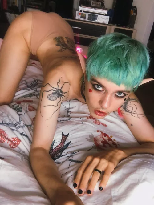 Let this creature drain you  by kiki_morra