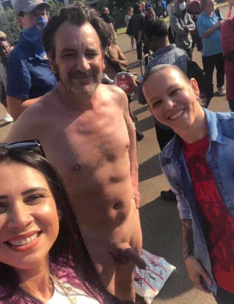 #cfnm #Wnbr #worldnakedbikeride  posted by Theartyman