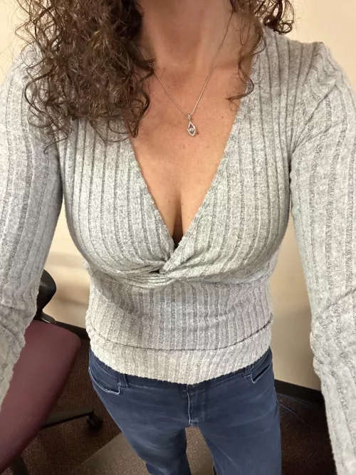 Coworker cleavage  by Yespleeease1