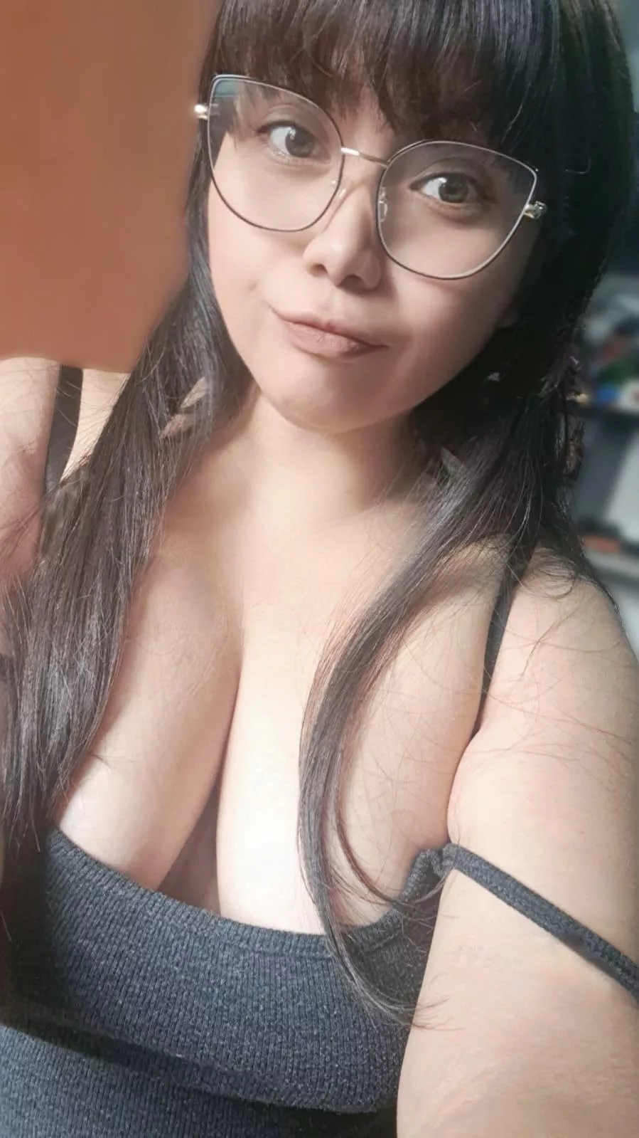 Latina’s cleavage for good luck posted by SexyAzucena