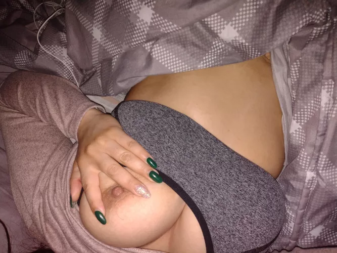 Some kisses for her? by latitaliana