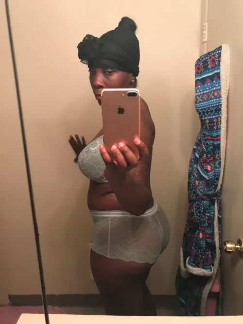 Auntie holding  by fonziefo