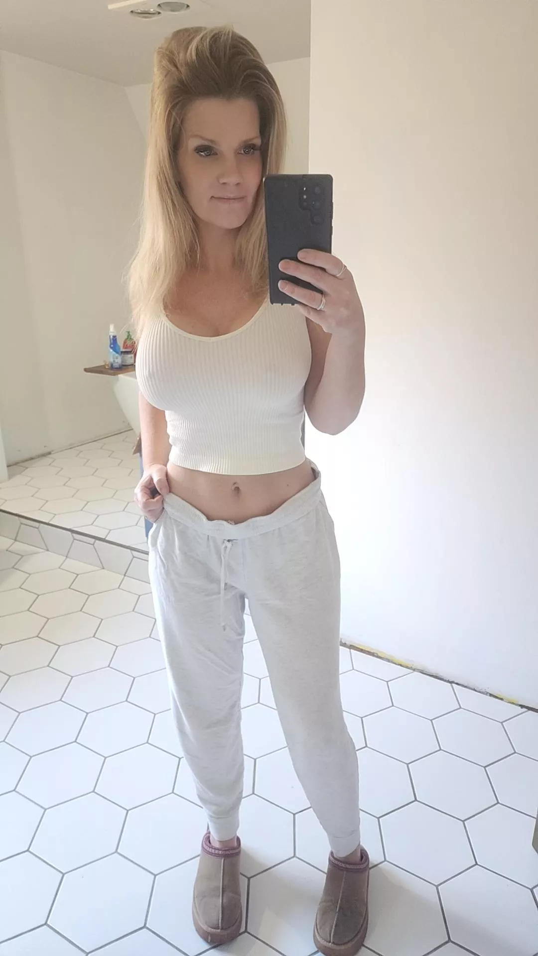 It's cleaning day...  posted by chasity_lyyn