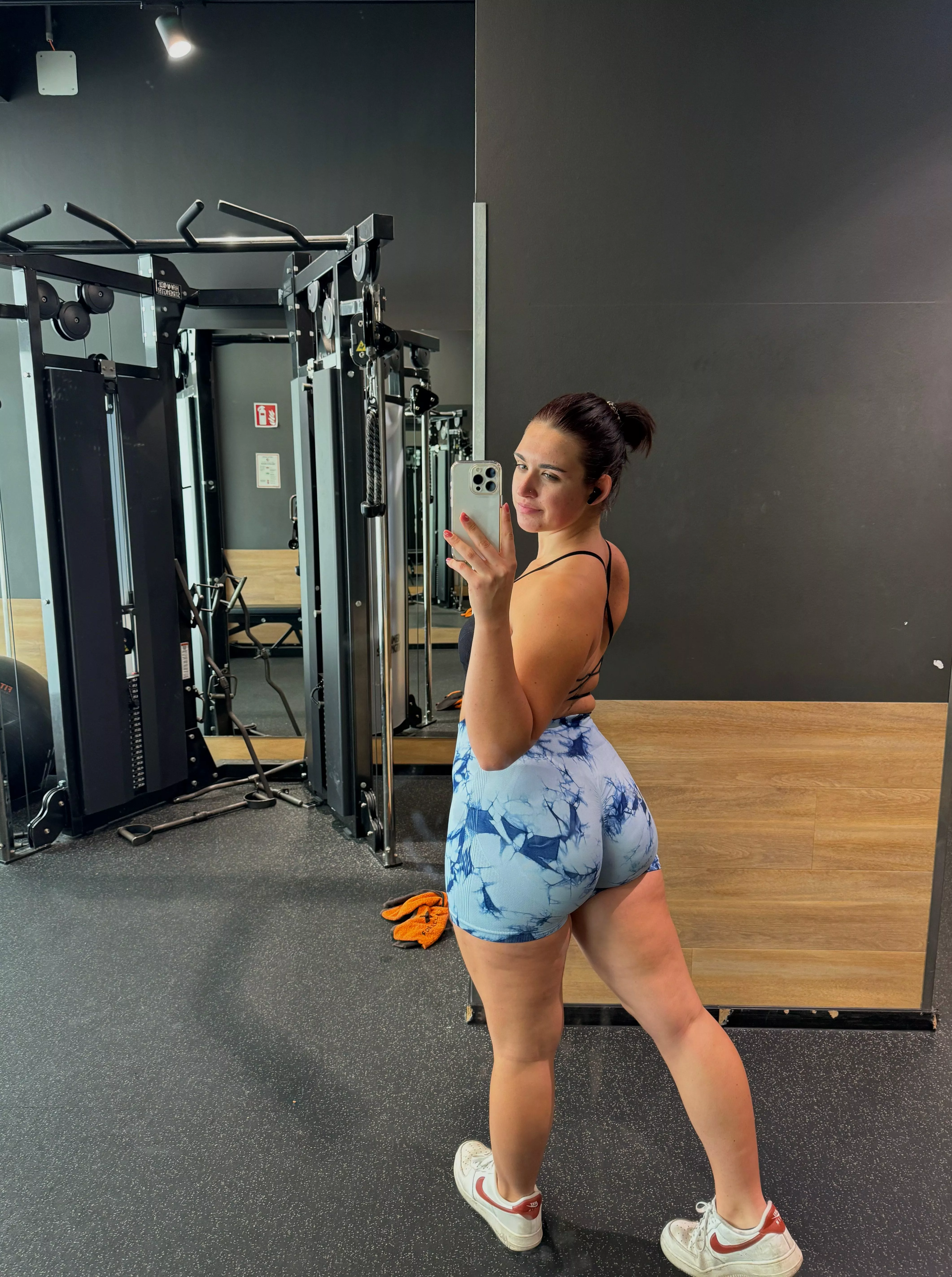 My ass really does take up most of my body posted by darknessbedrock