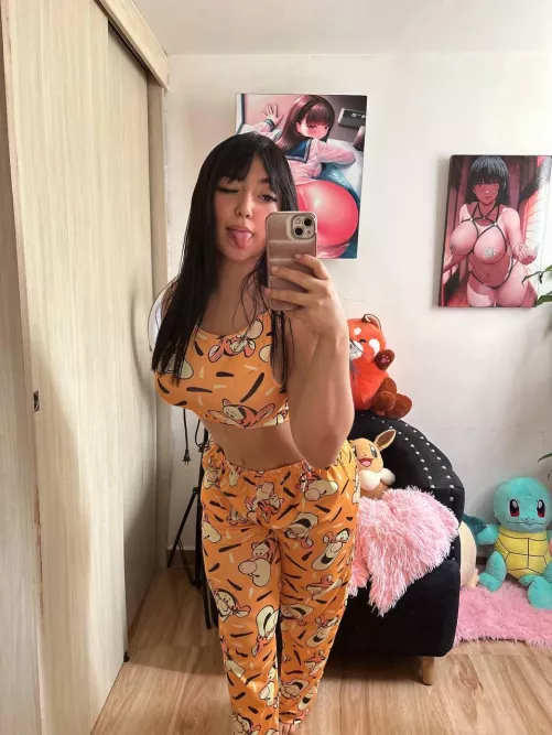 Bedtime funtime! by LoveTerrorBR