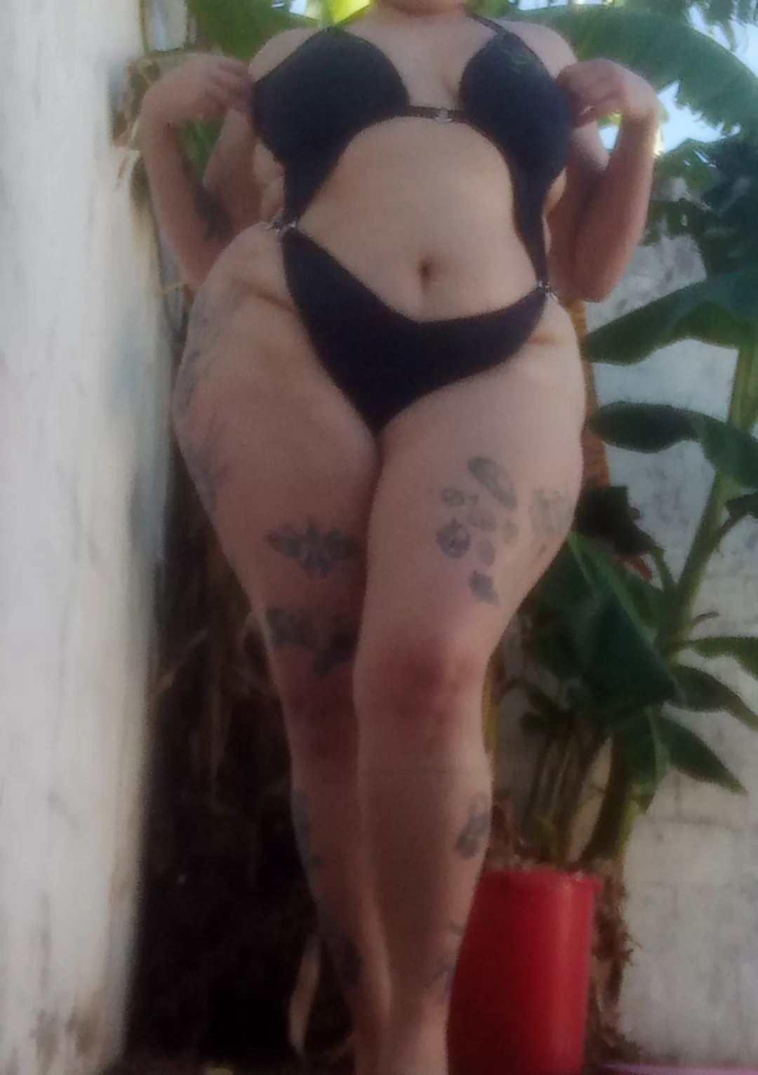 Do u like wide hips? posted by assperass