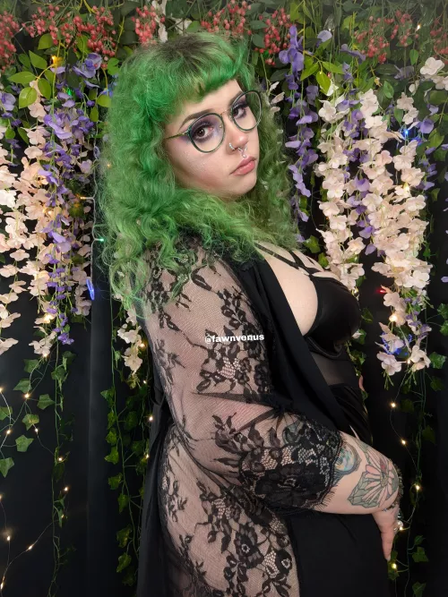 Take a bite  by fawnvenus