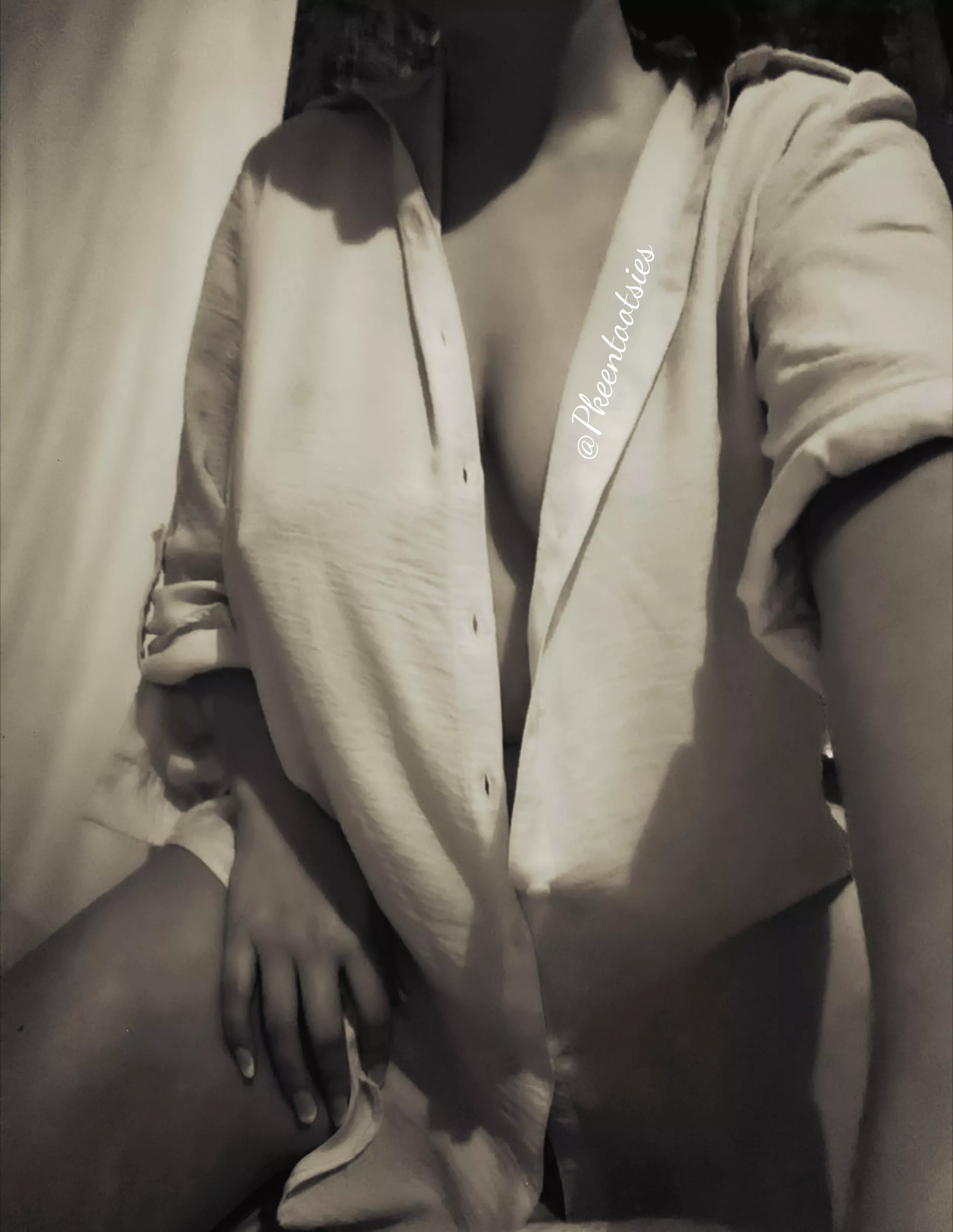 Put your wallet where your mouth is... Fetch 🐶 posted by PKeentootsies