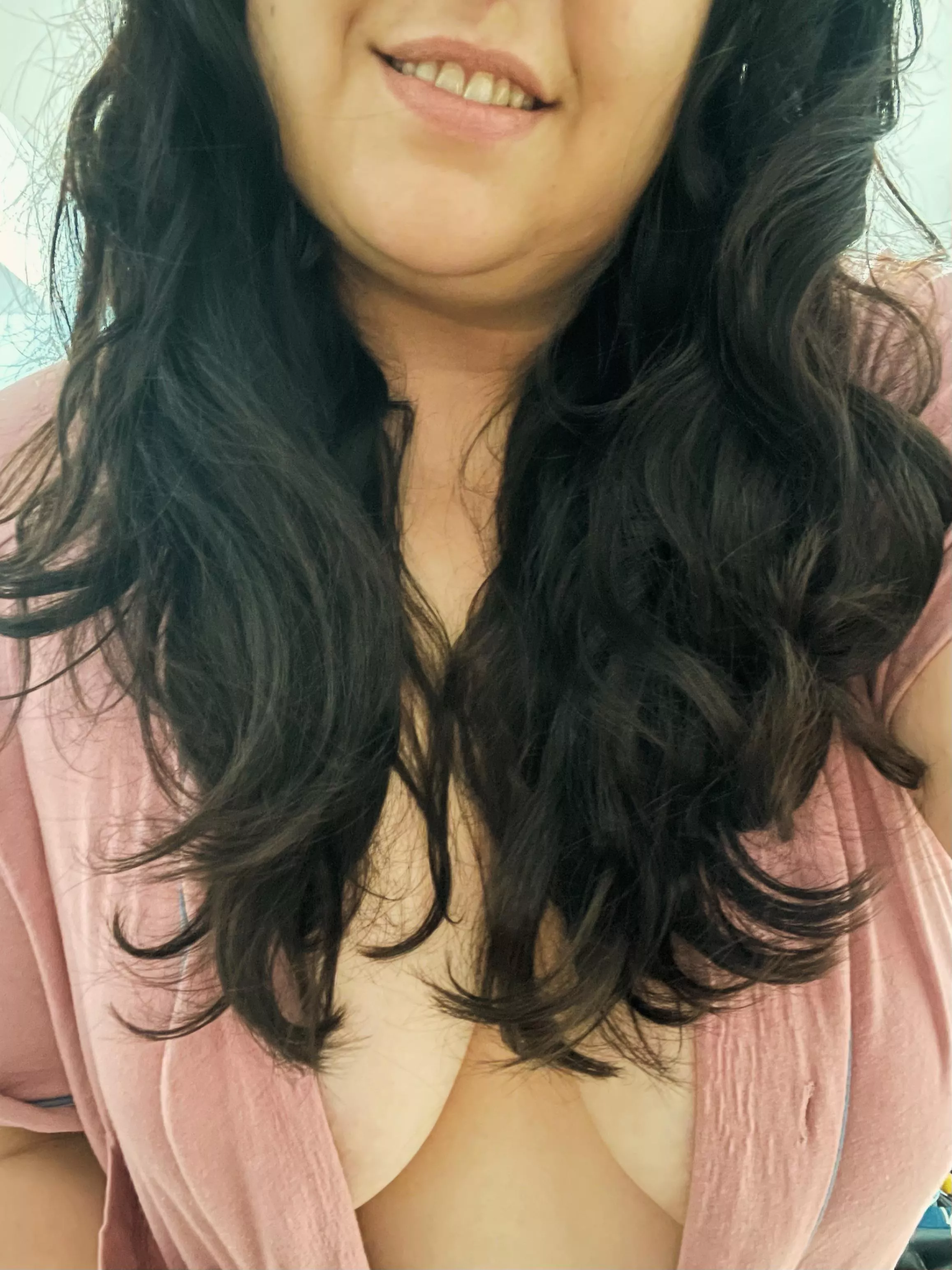 The way I look is a bonus. It’s my insatiable greed that’ll really break you.  posted by MistressMayaFindomme