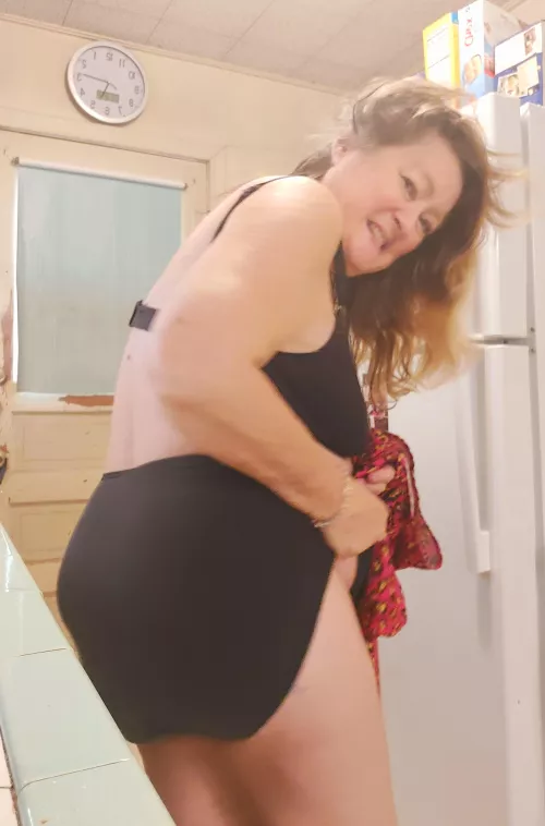 My ass looks sexy in my black panties by blondiedi1223