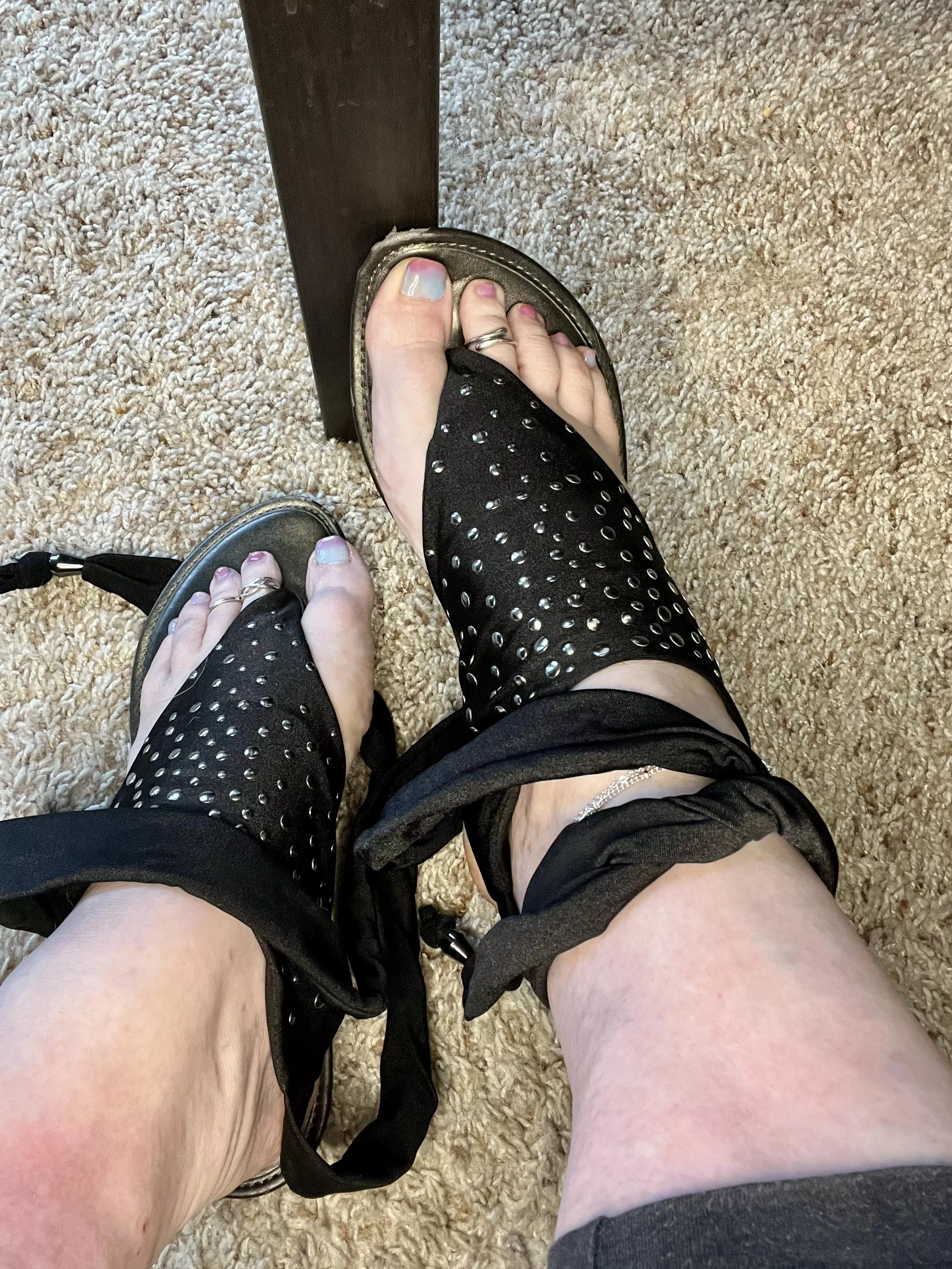 My favorite sandals posted by Barefoot-bbw-tx