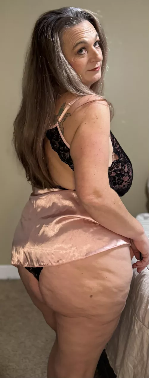 Play with my sexy stretch marks by Stacy_Undercover