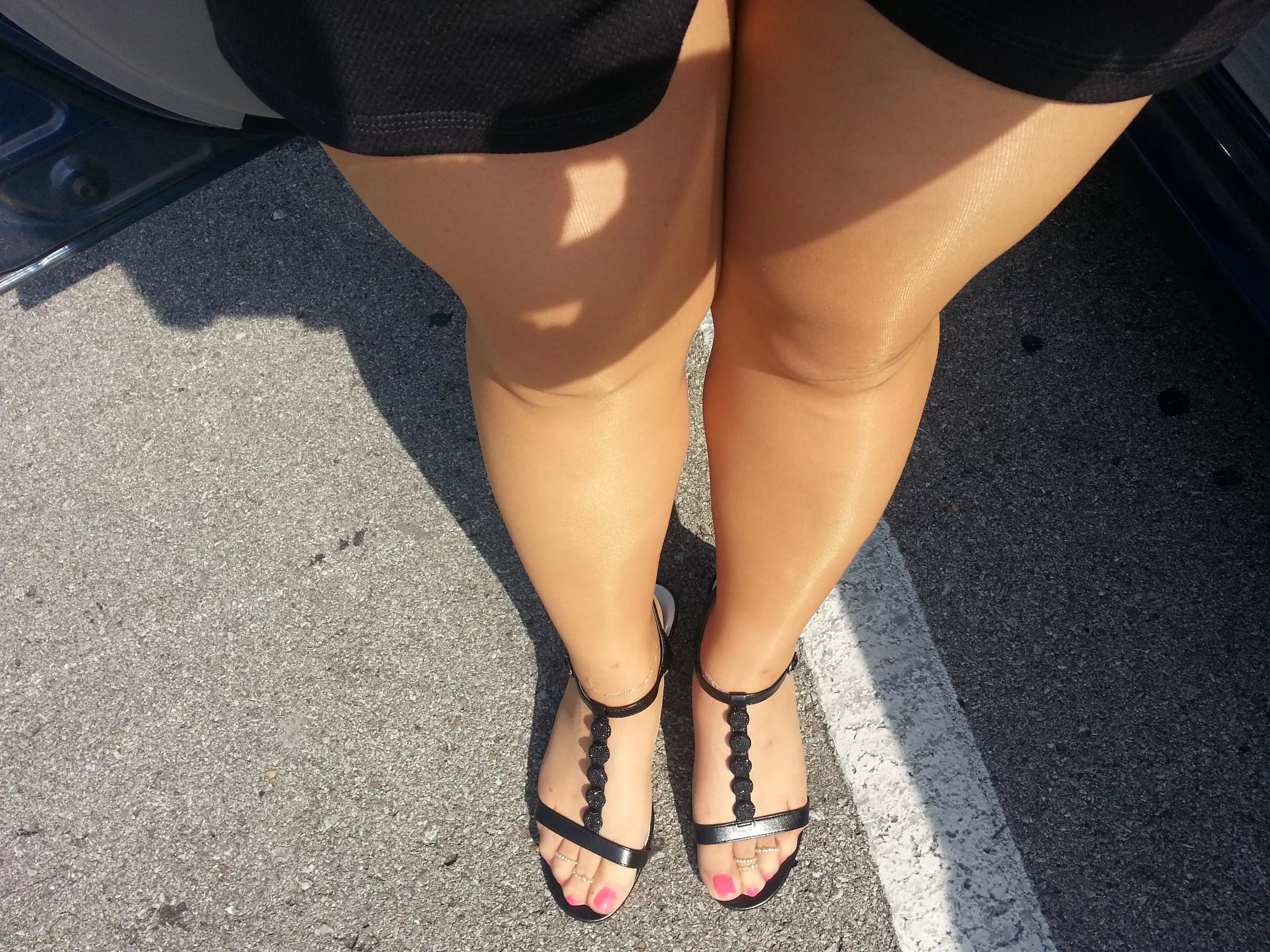 snapped this outside the store!  posted by HolliesHose