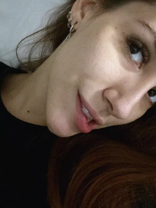 23 F4M quite the homebody, but would still be down for some invites
 by DreamySparkleDress