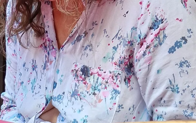 A little peek by pfister67