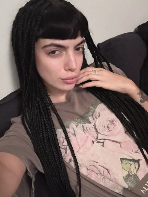 Monday's looking too boring, let's change that 23F by queenie_ivy