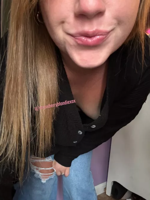 Oh I was just looking for my keys… by StrawberryBlondiexox