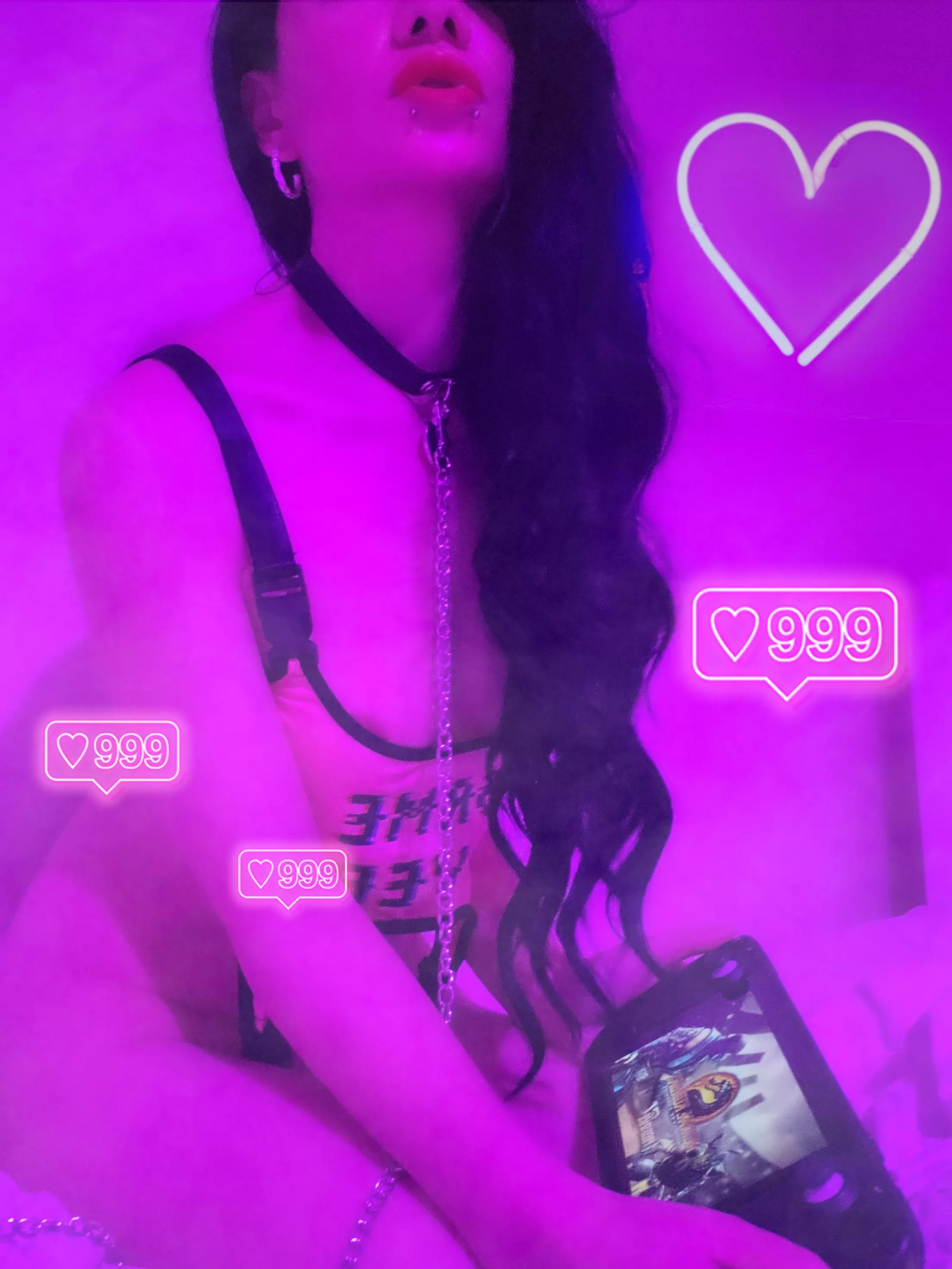 Will you make me your sexy slave while I play games? posted by Rosabellabear