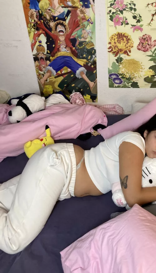 would u still hit even though i have a mom bod by cuddlebearhug