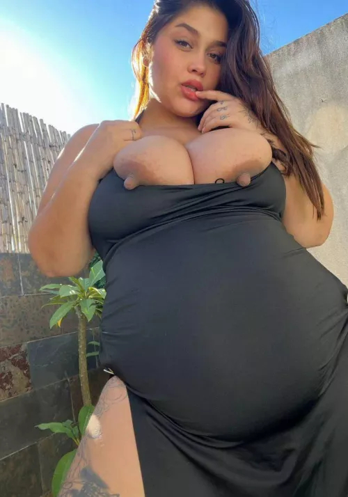 270lbs of horniness at your service! by Busty-4Flower