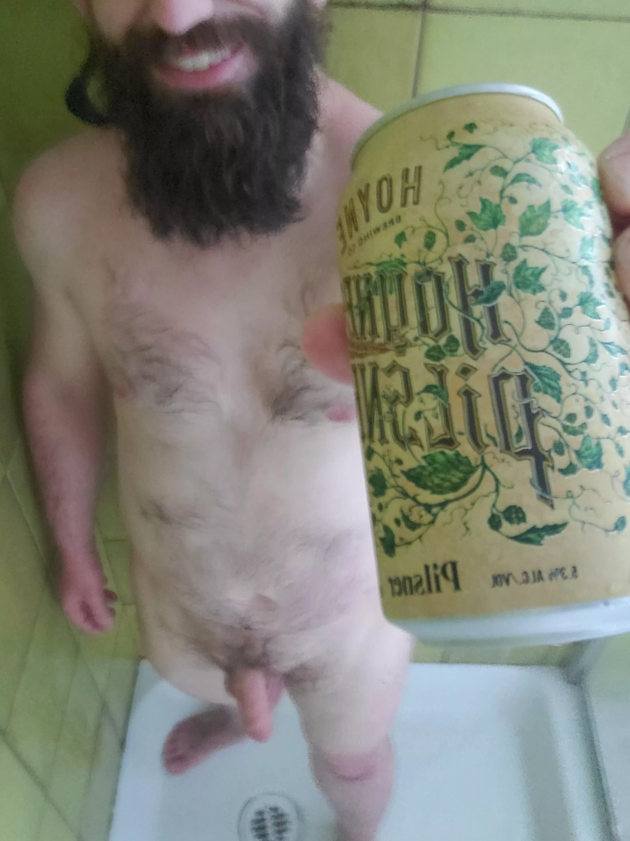 Back pain lead to a late shower. No complaints with a good ole hoyne pilsner. posted by basicalybored