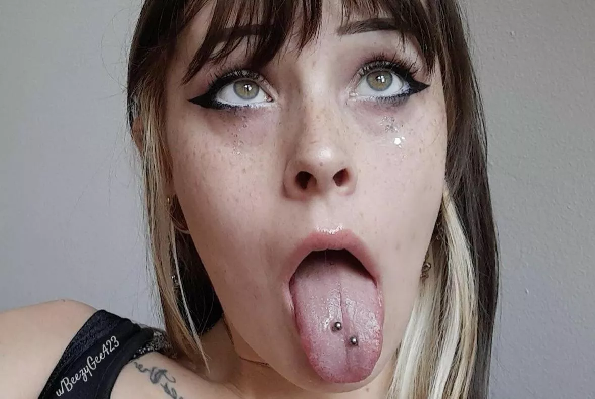 Hi love. I live stream every week and I’m fetish friendly. Offering GFE, customs, sexting and more. I can’t wait get to know you posted by BeezyGee423