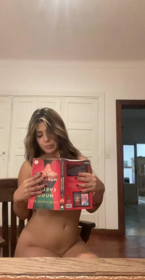 I heard people here like petite girls by _Hotie_Amanda