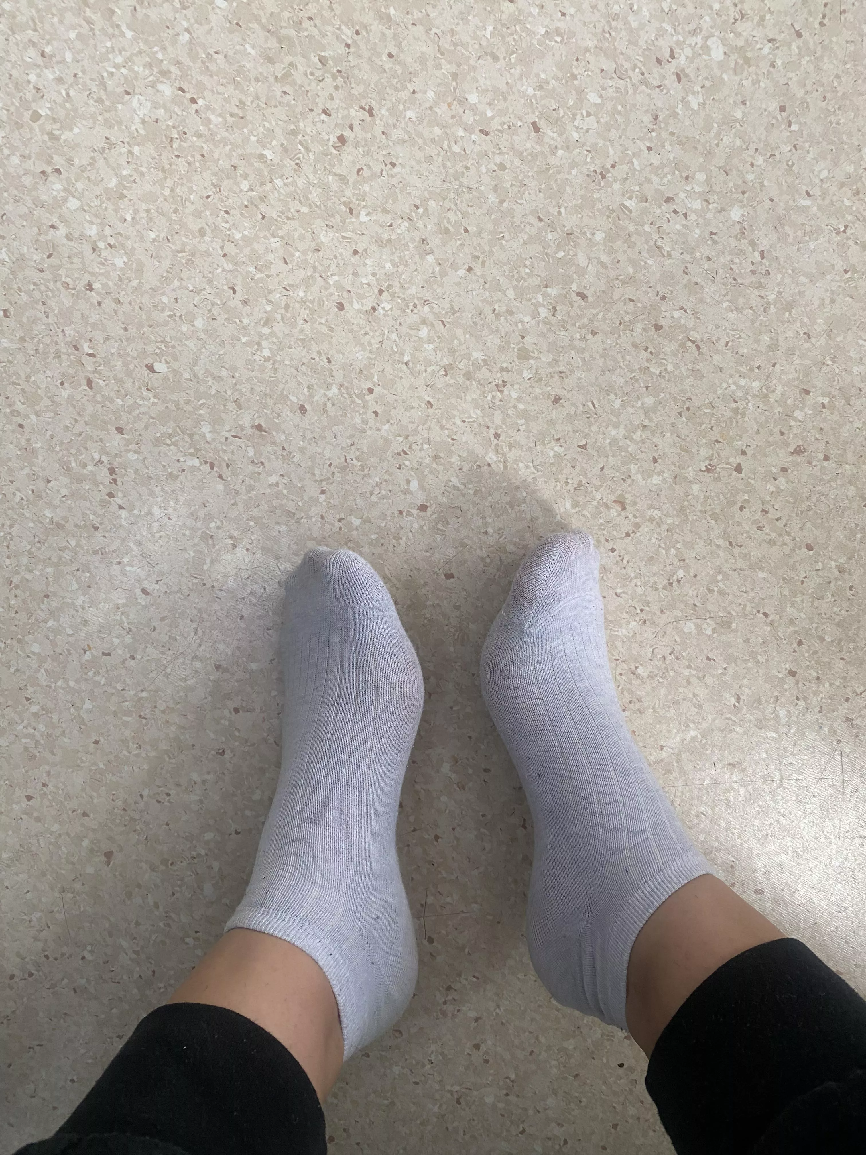 nice lil sweaty pair 😇 posted by naan_ch