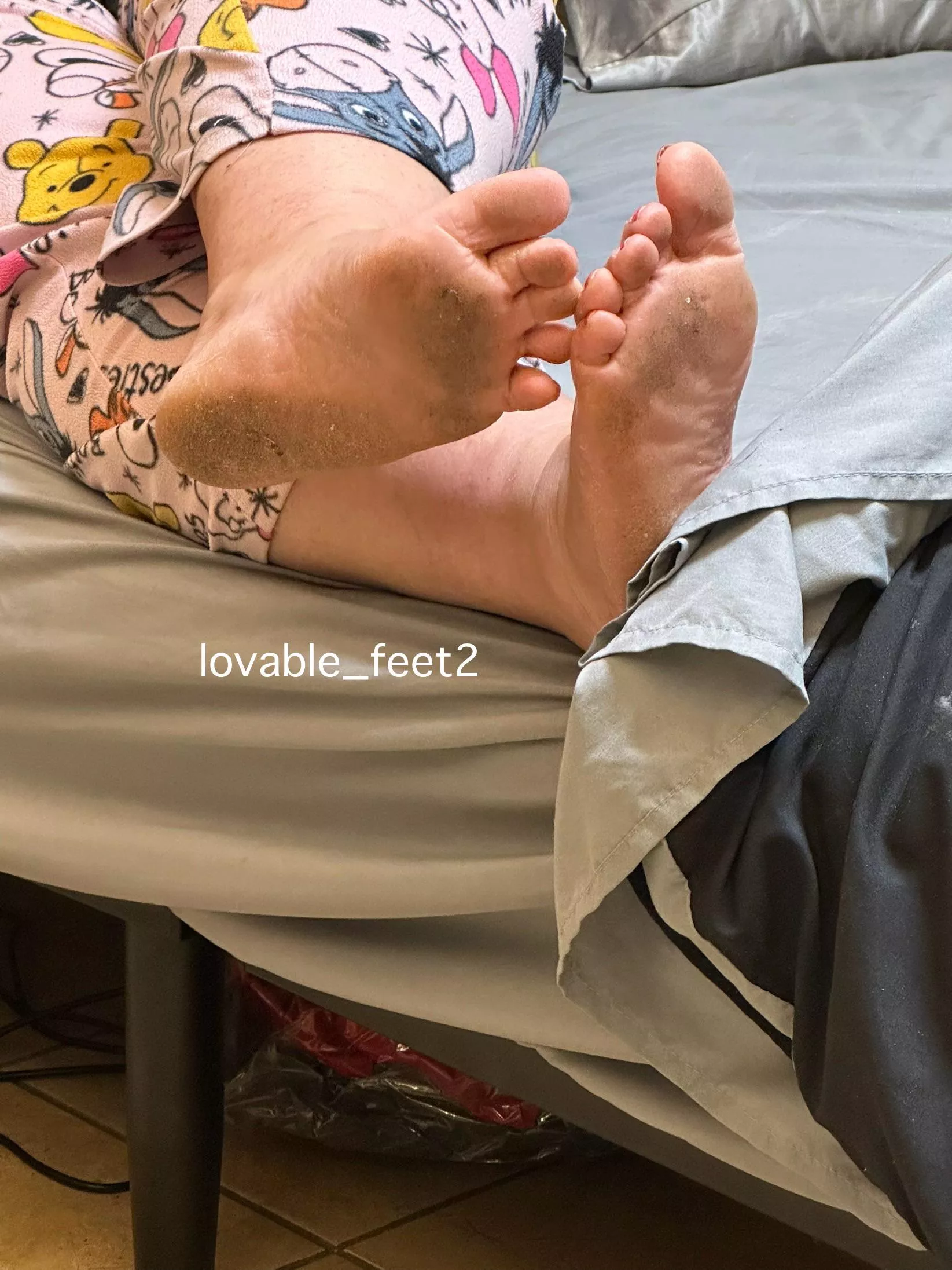 A little dirty after a day out 😊 posted by lovable_feet2