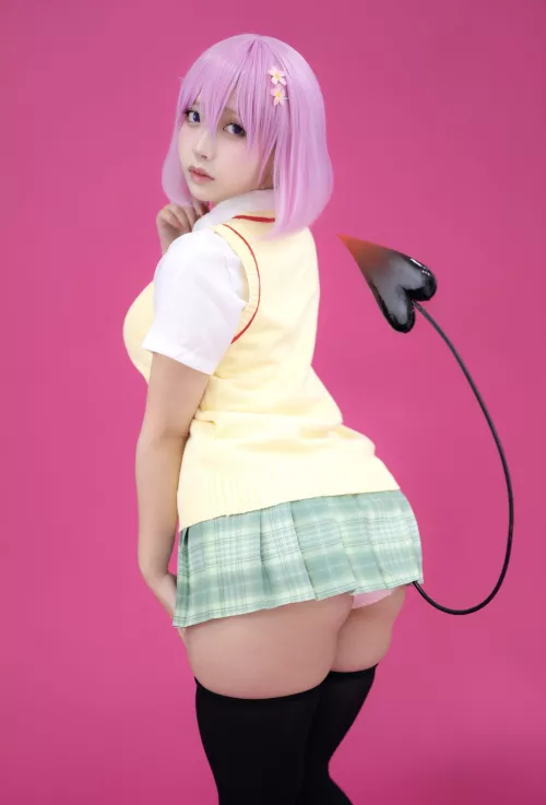 @ayunochan_ To Love Ru Momo Chan Cosplay by Pwnagepancakes