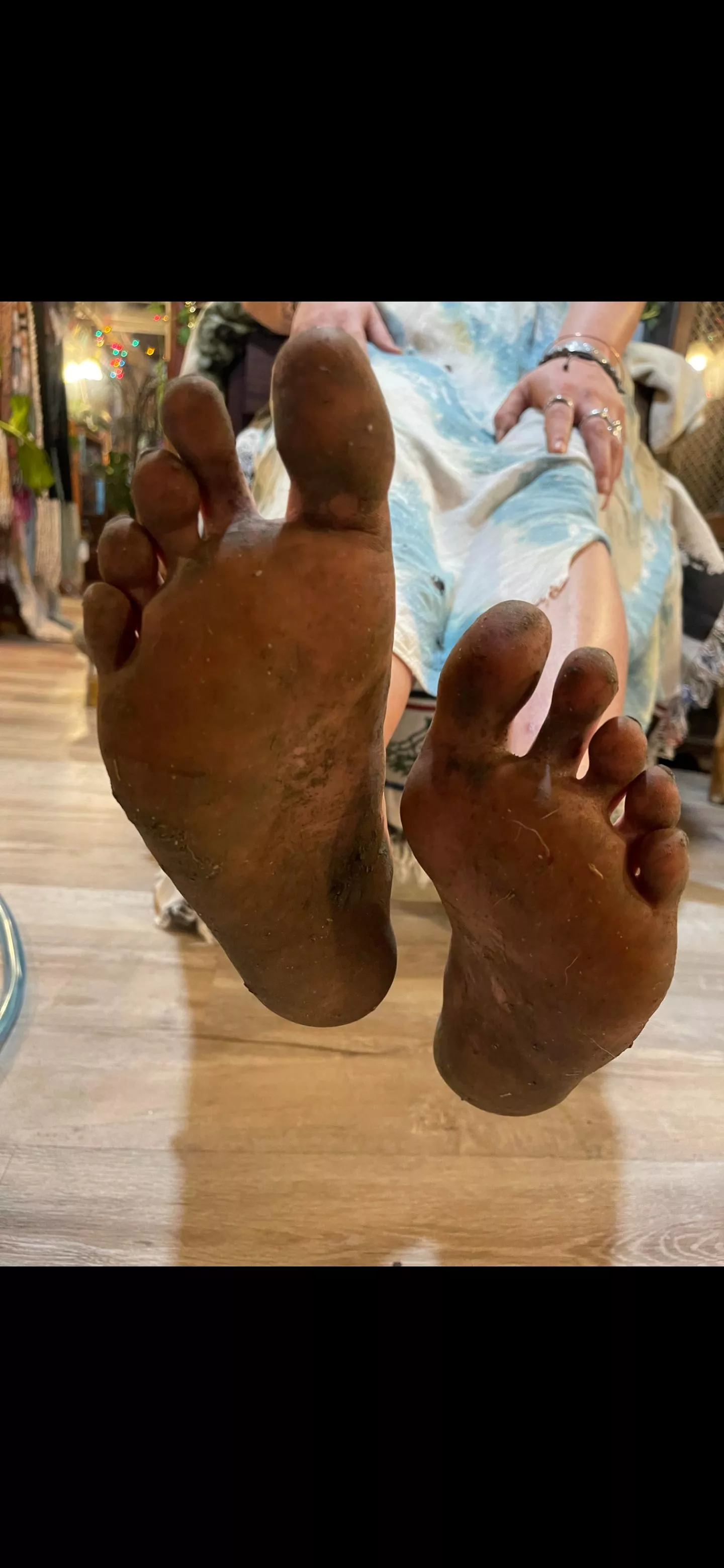 Crawl to me 😂😏😈 posted by solotoes2