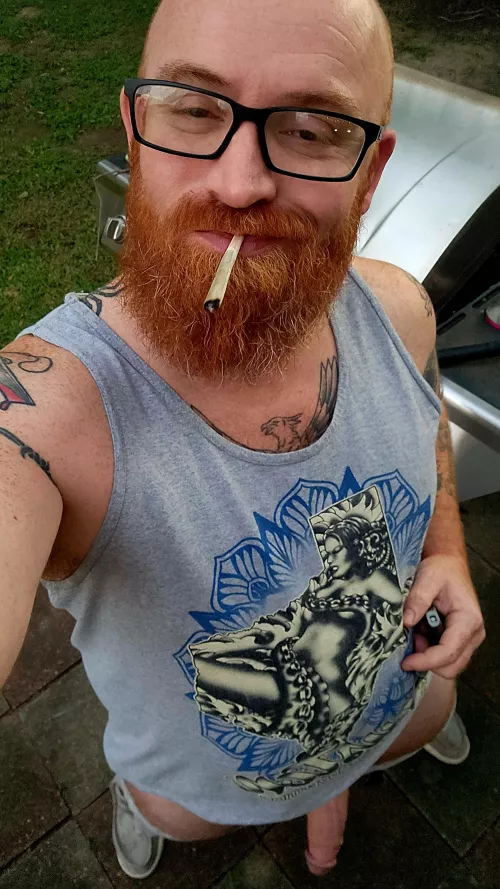 Damn, where is everybody? by texcentricasshole