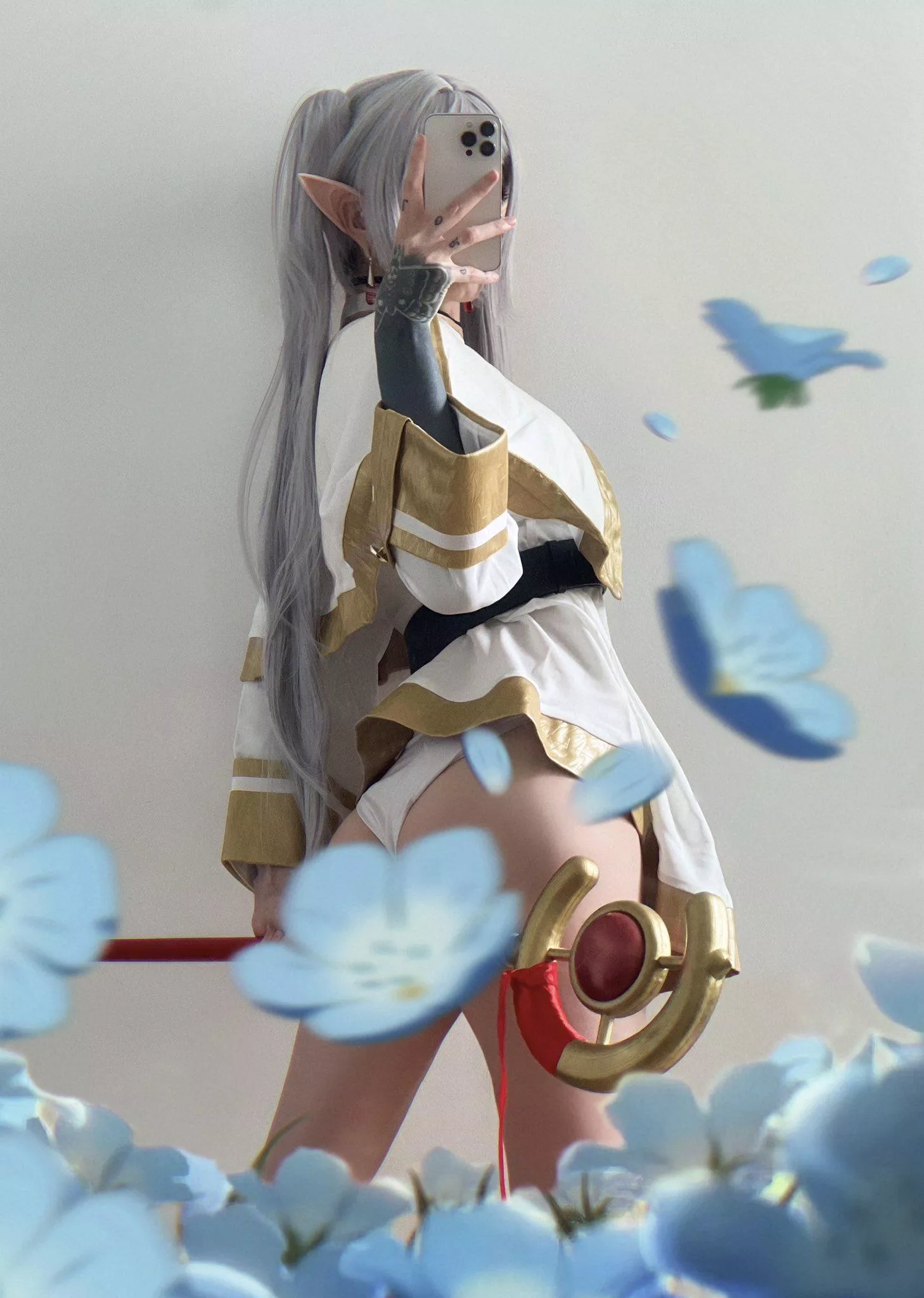 Frieren by Lunara_Fawn posted by Ce_Luna