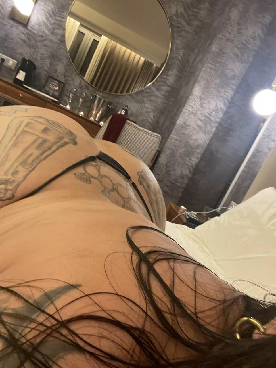 I love men who can make me moan loud
 posted by Internal-Skill-4699