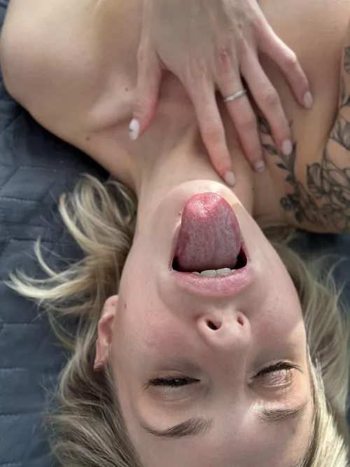 My throat needs to be fucked by AdelinaMarcos