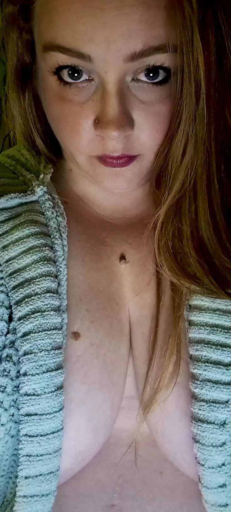 Should I lose the sweater? posted by cutiecaty666