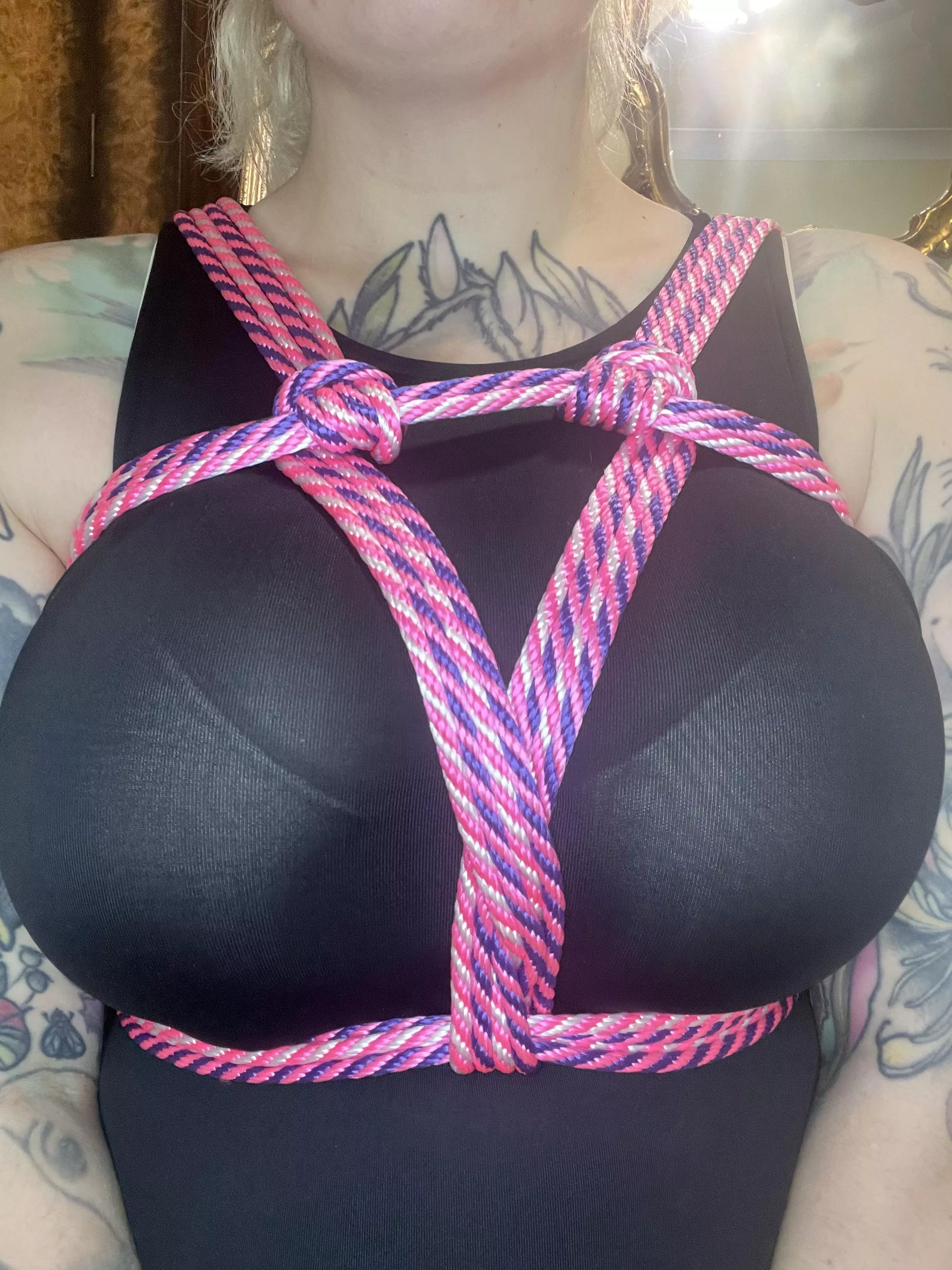 These ropes though 🖤  posted by Efficient-Papaya-489