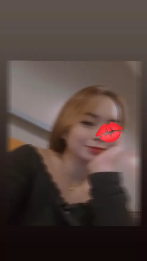 Yassantos25  by Yasss02