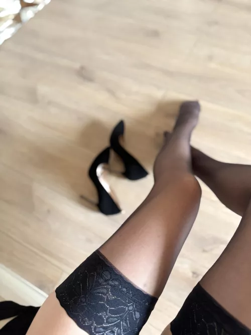 Your petite milf is so bored alone in layover hotel this night  by TerraFormer001