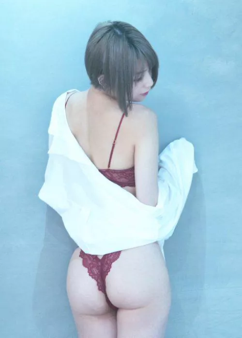 Yuki Osaki by WoodyAlien