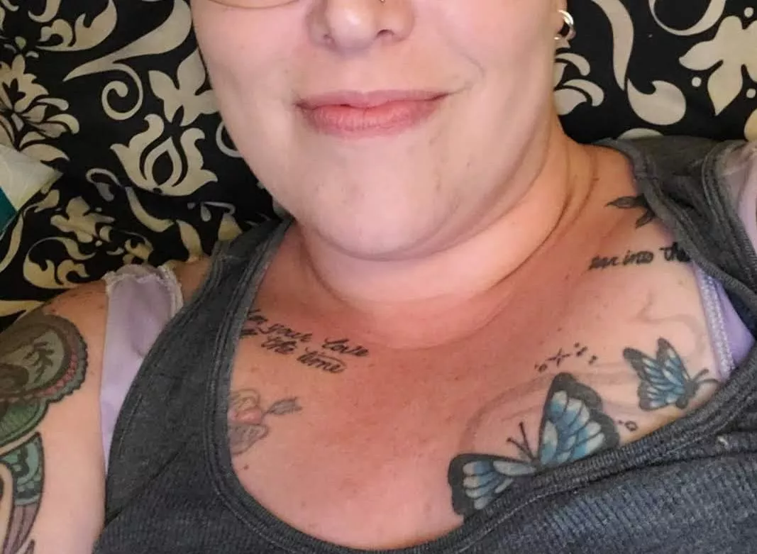 Happy Friday!  posted by Bbwmama82