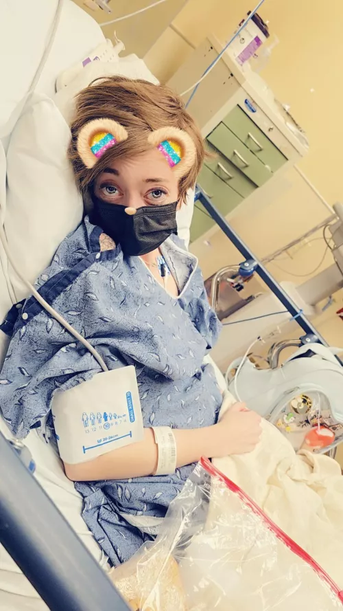 Heyyyy soooo I'm back in the hospital ðŸ¥² I hate having lupus lol If you wanna hook it up with a tip to hold me over, I'll send you some smut and love ðŸ¥°ðŸ’• Cash.app/$littlerosexo I love you all so much and thanks for always being so kind to me ðŸ’