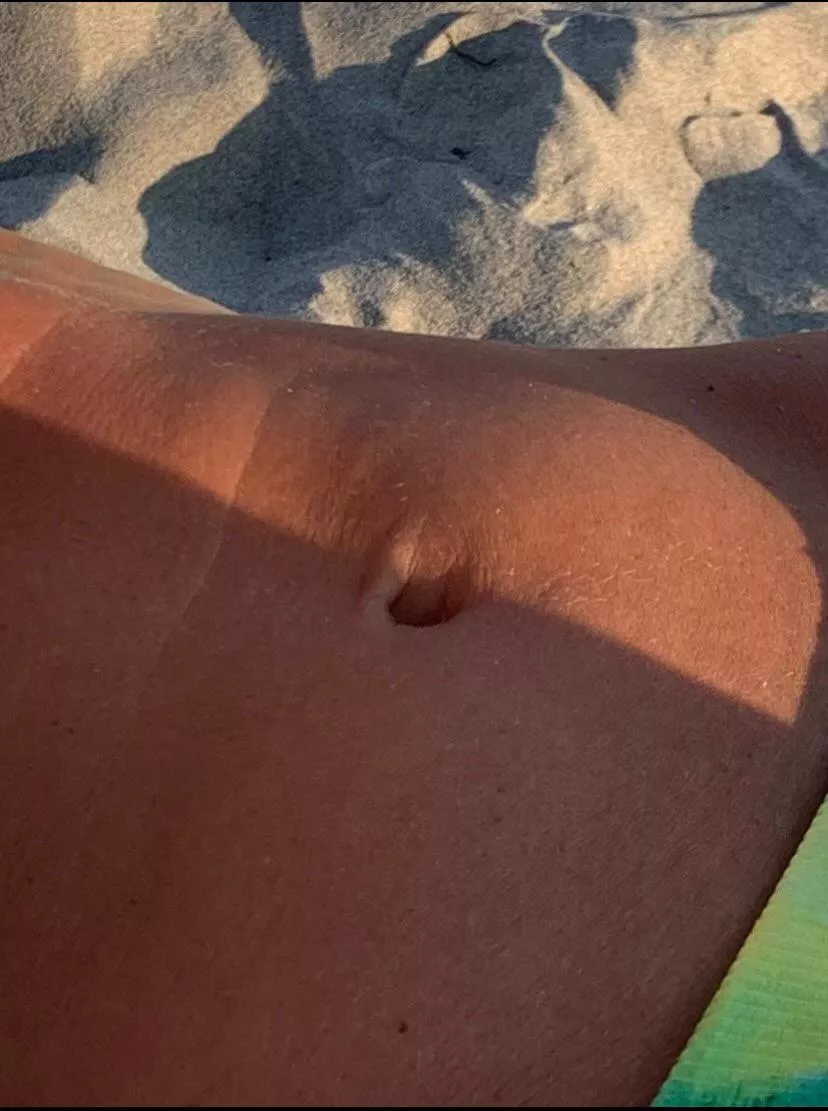 I want to tickle my mom navel How can I do? posted by RepulsiveFroyo4890