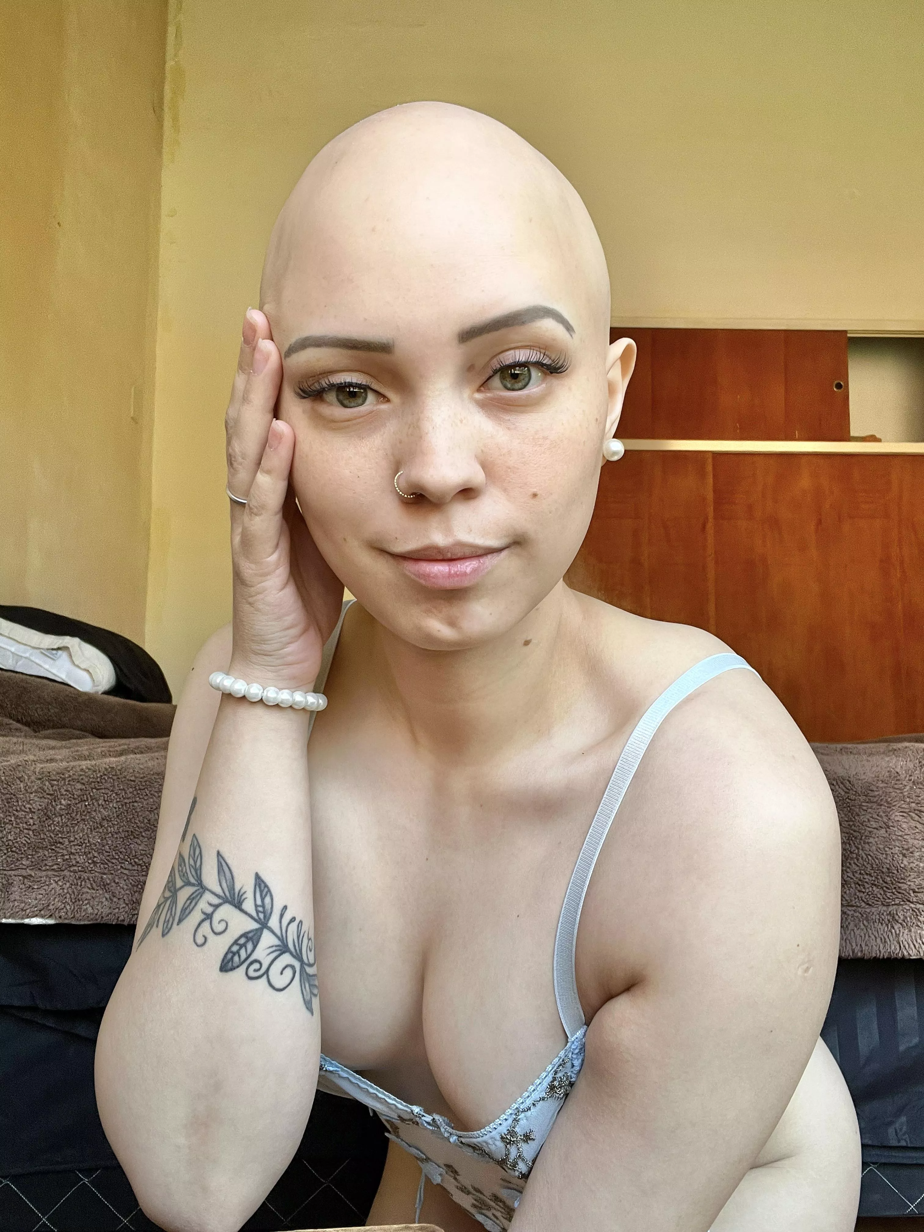 My tits growing because of the pregnancy 🤭 posted by Evalatina22