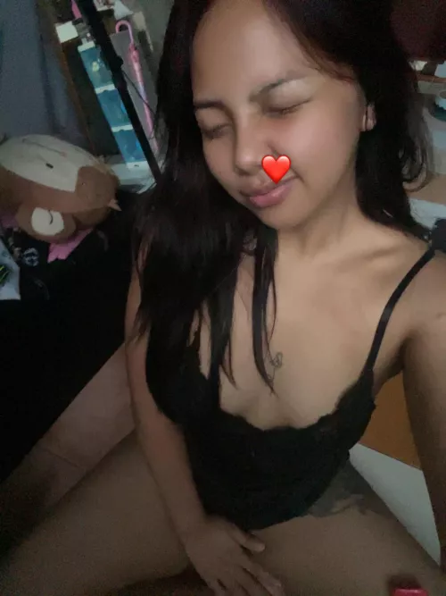 Up. Dm me 😘 by United_Technology_29