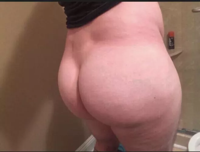 Use me! Hosting in Covington  by justwannadrainyou