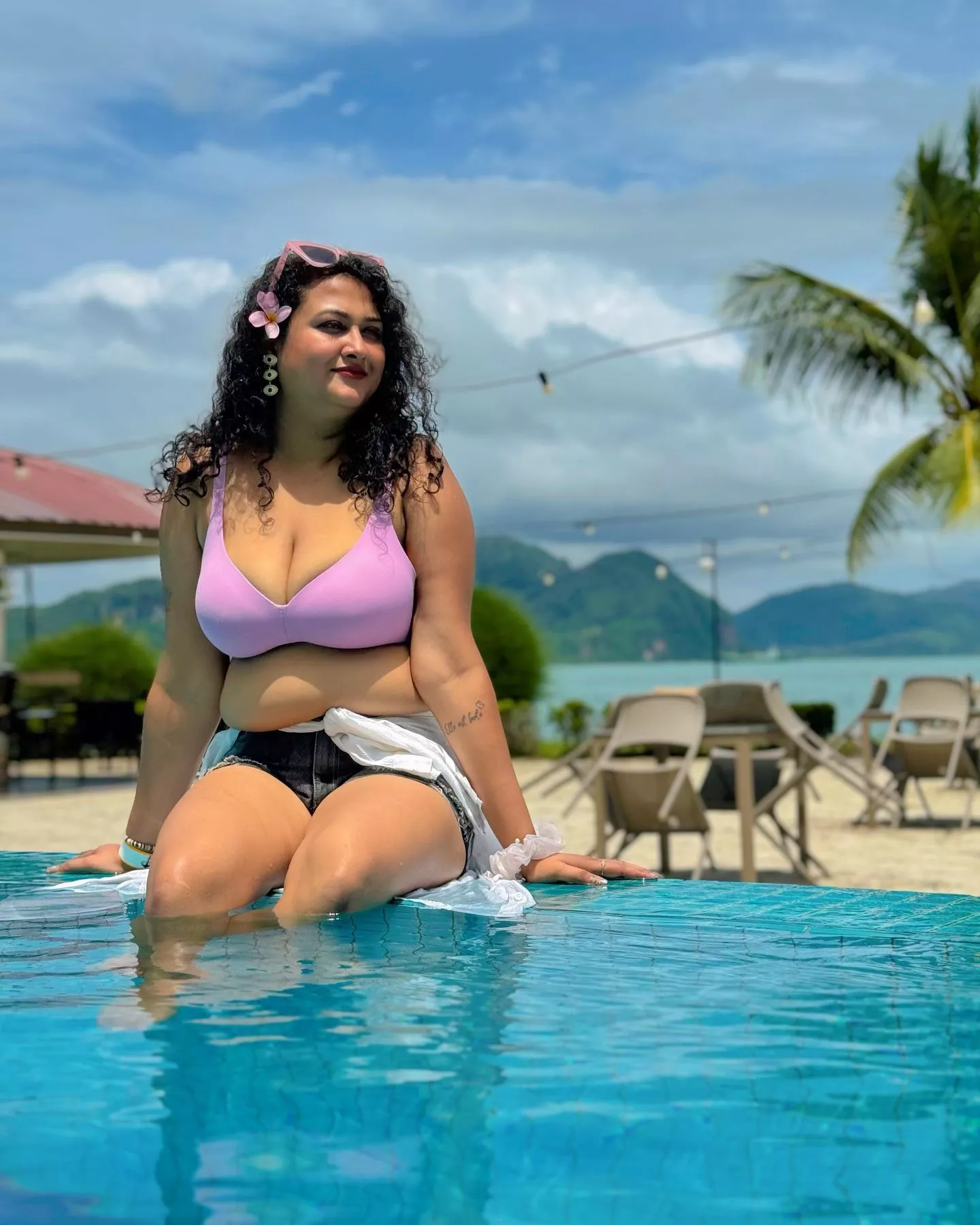 Aindrilla posted by bradoxmsgy