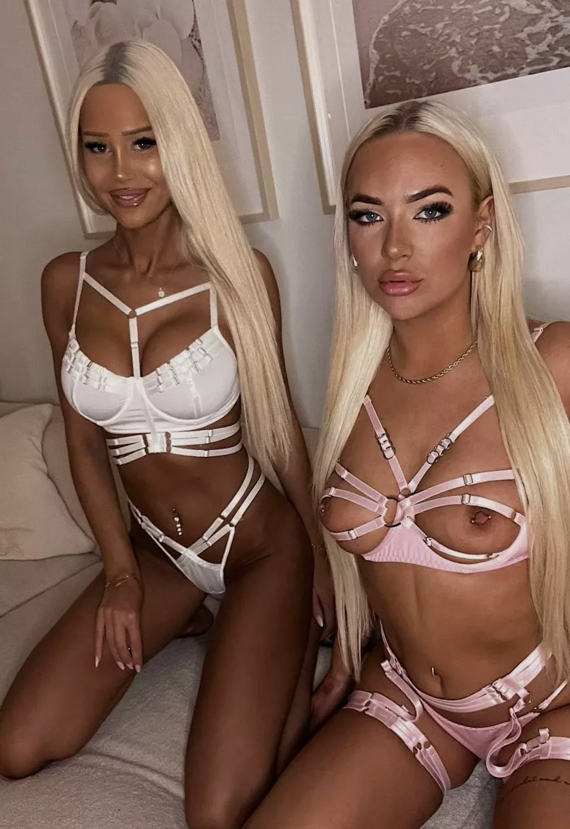 Did we get ur attention daddy? Come and play with both of us! The videos I have are out of this world!  posted by prettyy_princeess22