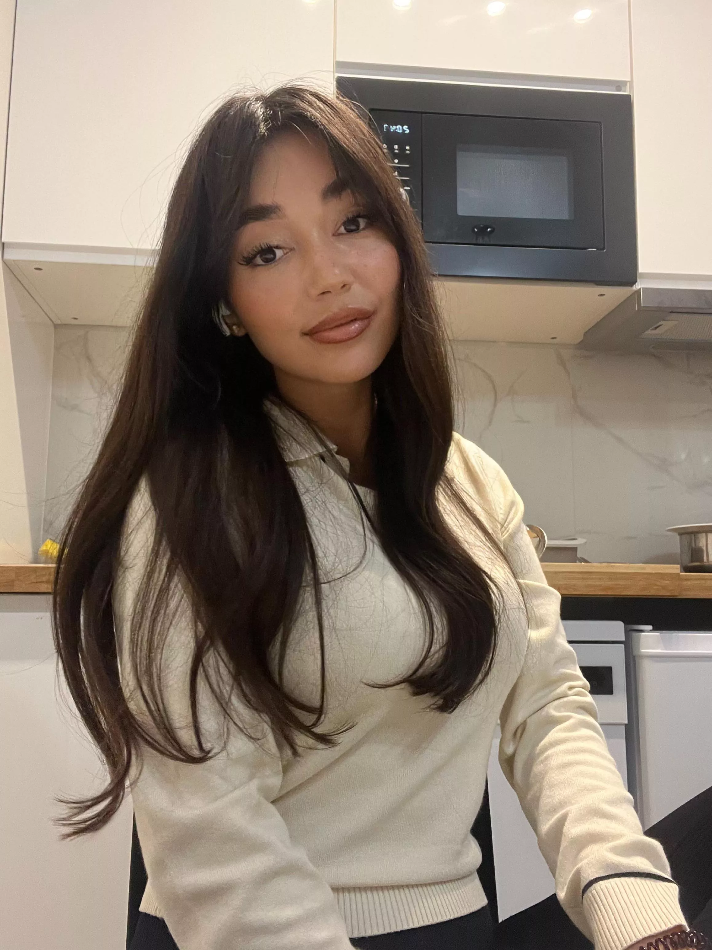 Girl with big soul posted by Prudent_Pea_6381